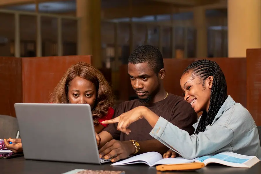 nigerian-students-studying-abroad